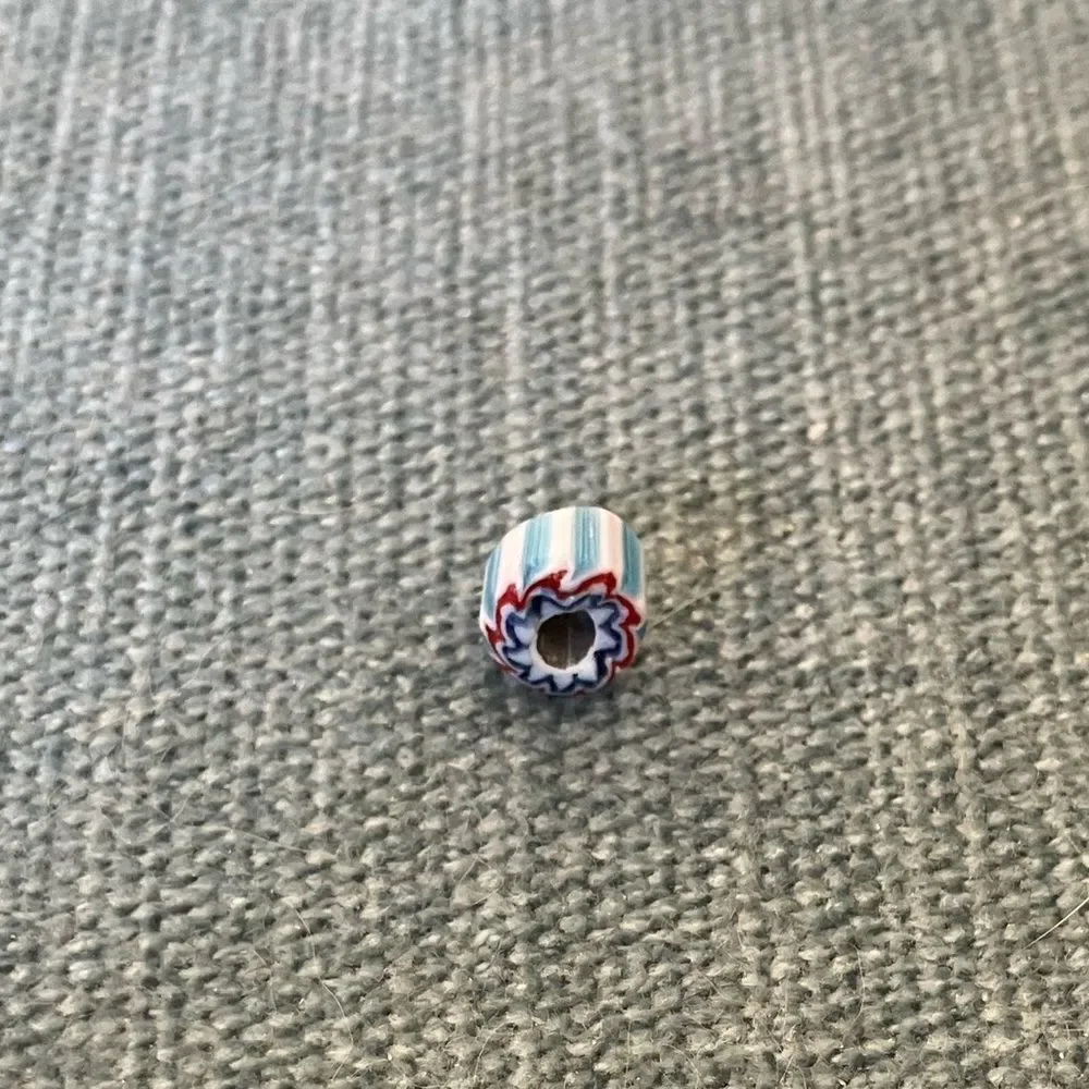 Bead